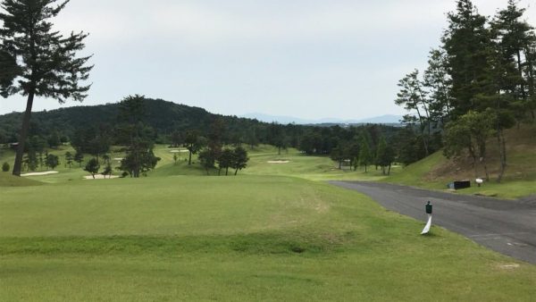 全国大学ゴルフ対抗戦初日